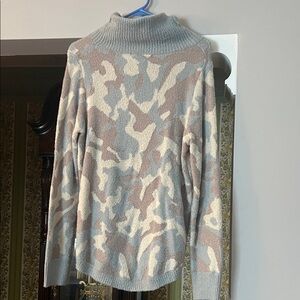 Stylish Camouflage Sweater for Women